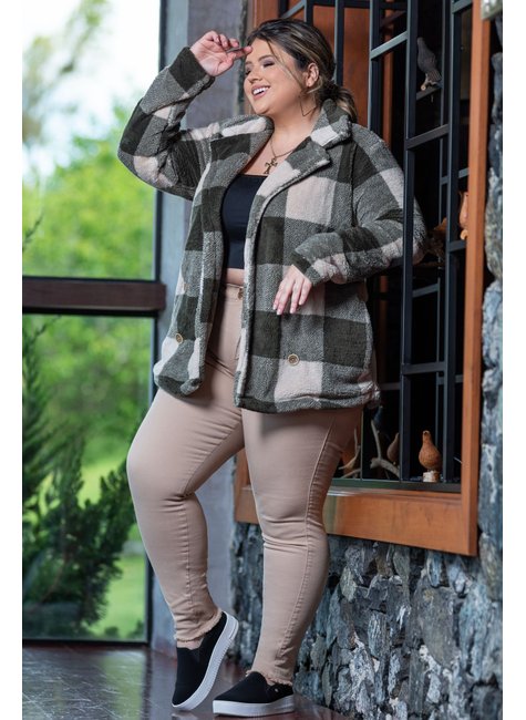 casaco-de-pelo-xadrez-alongado-com-bolsos-7230-5607