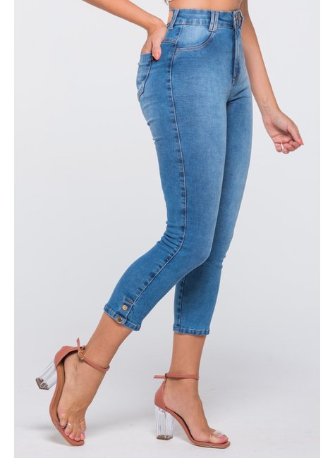 Cropped CalÃ§a Flare Jeans Desfiada Na Barra Calça Jeans Modelos