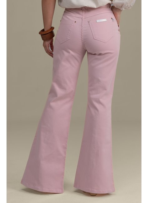 Calça Flare com Cinto e Recorte frontal